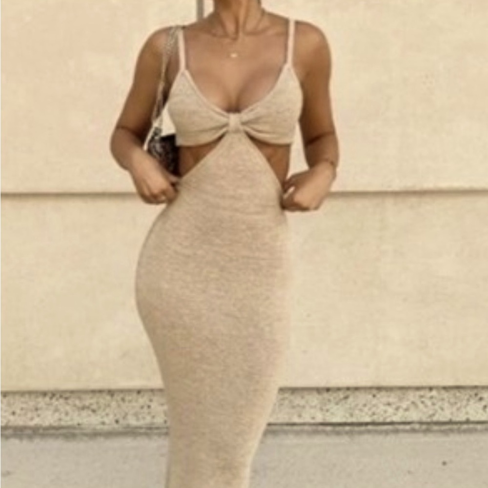 Bobbles and Lace maxi dress, beige, small new with tags, stunner